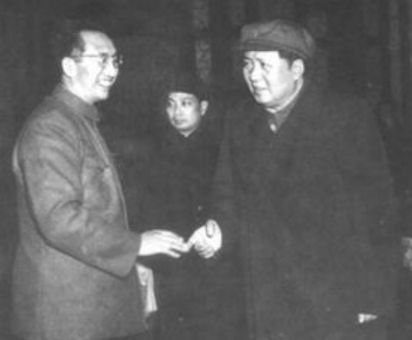 1990年徐向前逝世，儿子向中央提出要求，为何中央不能全都同意？