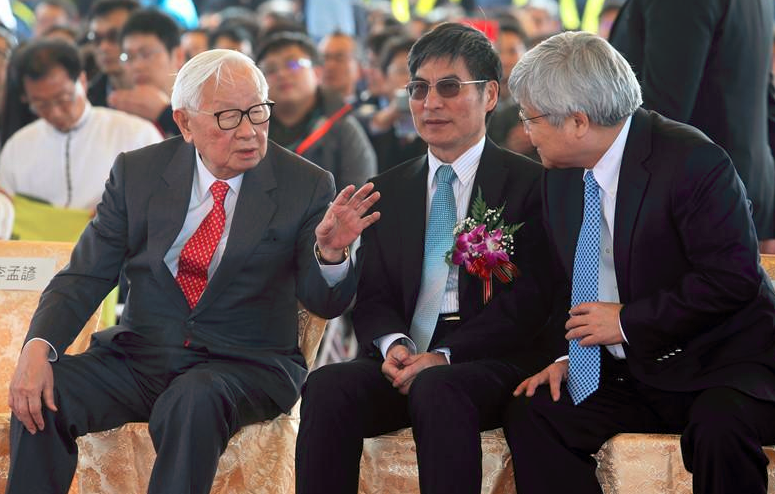 张忠谋中计了？丢掉华为订单后，台积电掉入了富士康“同款陷阱”