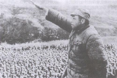 十大元帅32岁在干什么：林彪在苏联度假泡温泉，朱德在四川缴费
