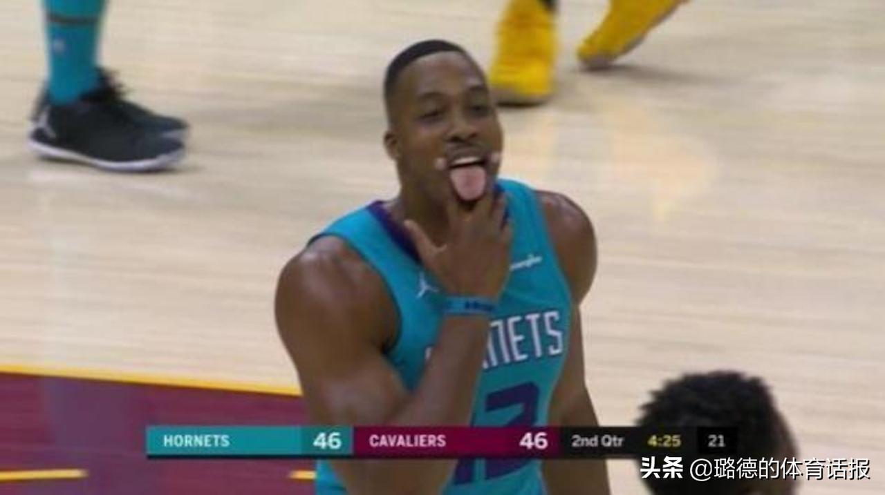 nba哪些庆祝动作会技术犯规(NBA五大被处罚动作，霍华德剪舌头，科比吹烟枪，奥尼尔摇手指)