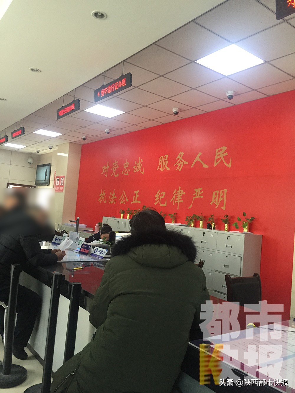 1分能卖50元 驾照分竟成谋利工具