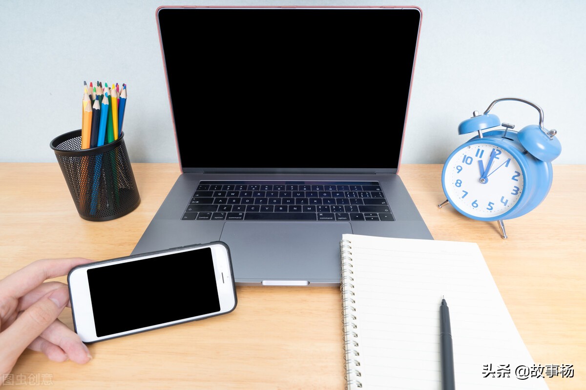 做自媒体还来得及吗？来得及！这些问题你必须要清楚