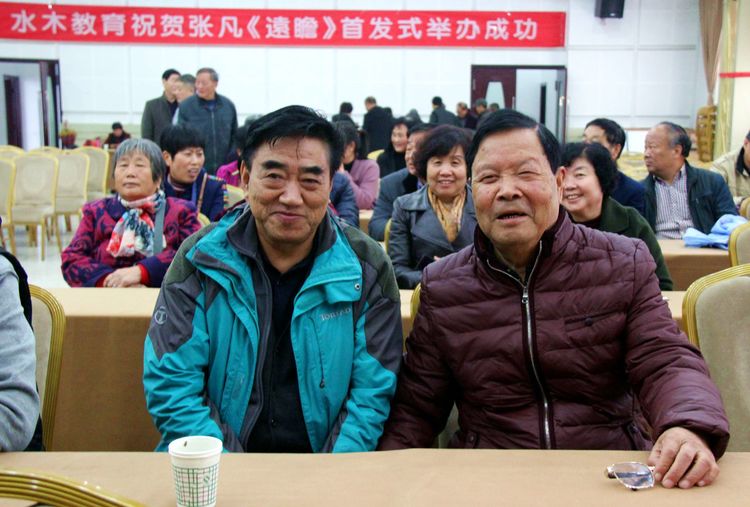 刘顺虎：远瞻红日染秋色 近看墨翁画腊梅