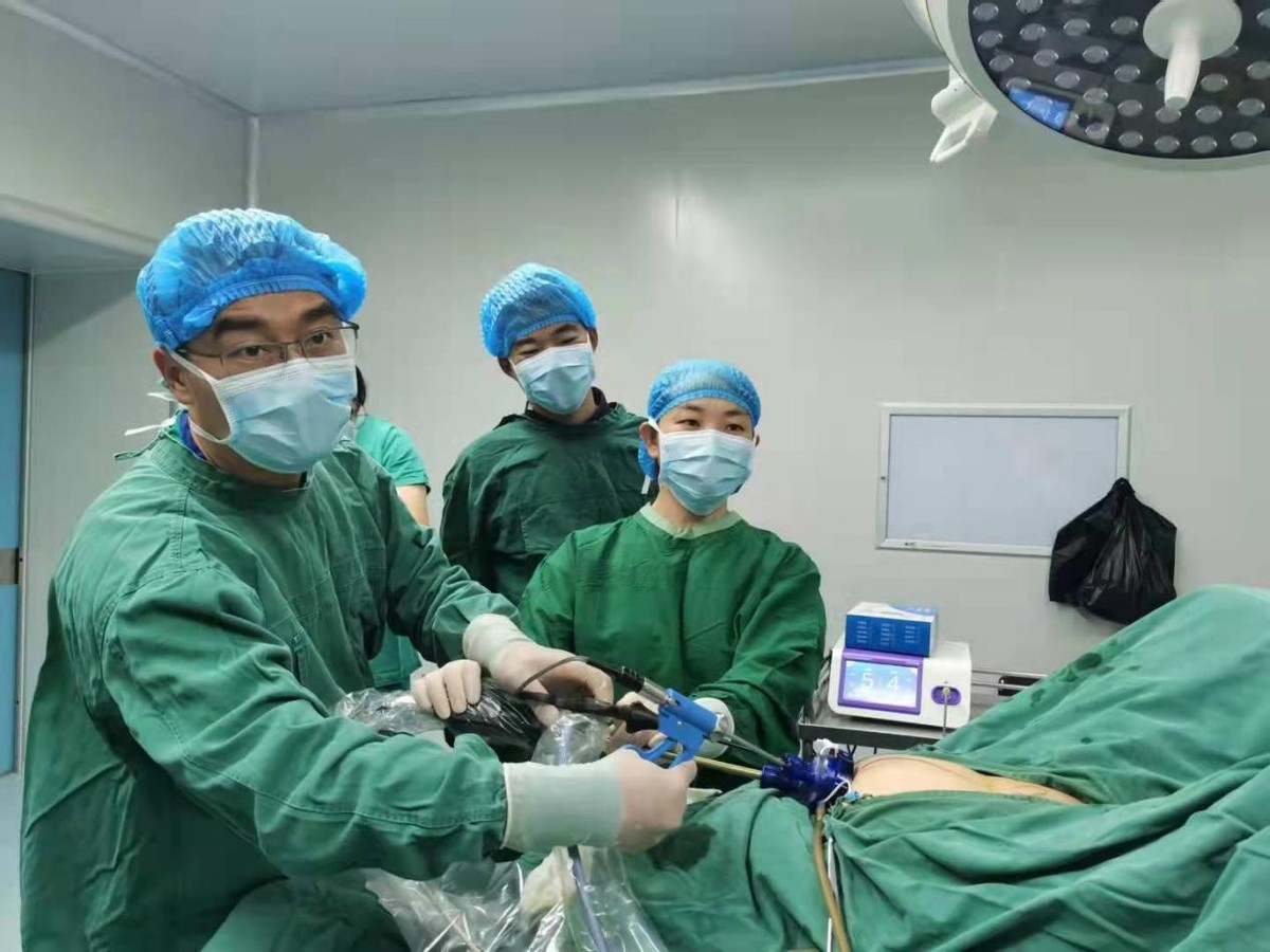 “男醫(yī)生”王永輝：一雙妙手,，助患者精彩綻放