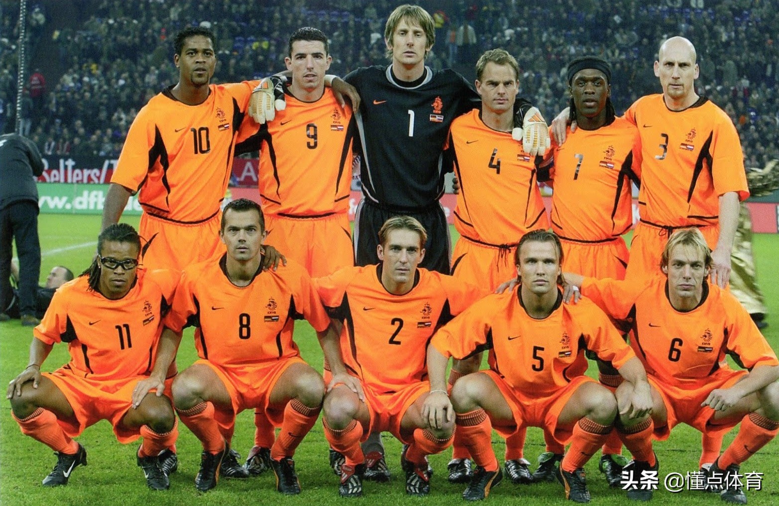 10年世界杯荷兰阵容(荷兰队史10大射手：范尼第7，罗本第5)