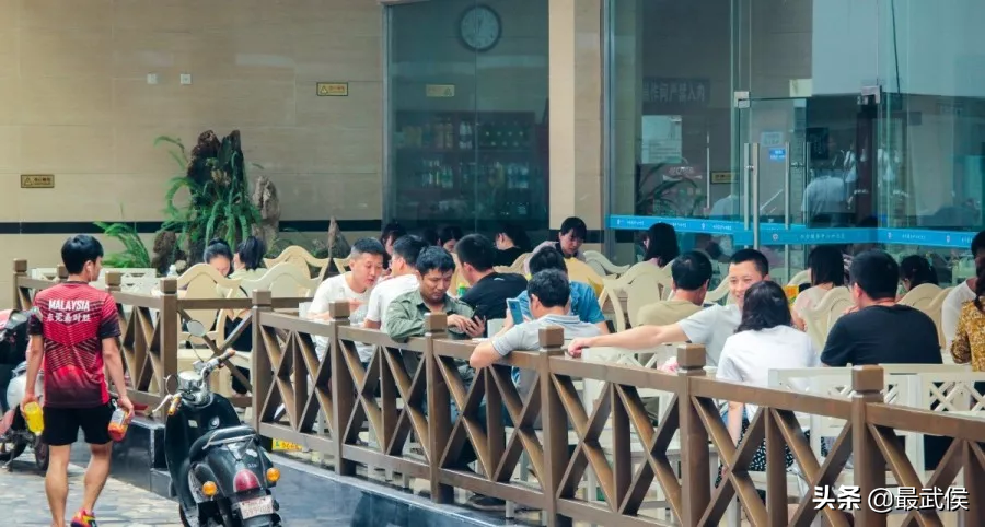 趁着搬迁之前，再去成都体育学院走一走吧！太满足了！