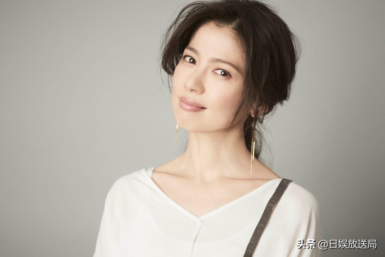 天海祐希、大地真央、黑木瞳、檀丽，盘点高人气的宝冢歌剧团OG