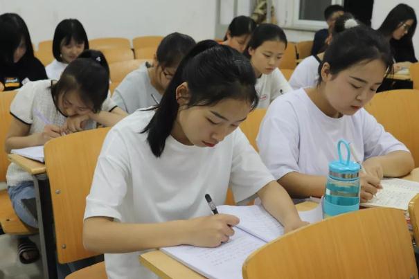 广西高考出现锦鲤，556分捡漏上海交通大学，这志愿填得颇有技巧