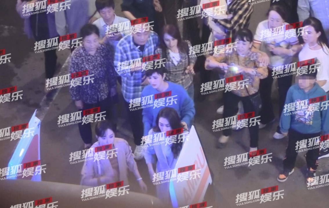 陈数张歆艺马苏罕同框，3人生图状态气质优雅，都市造型精致干练