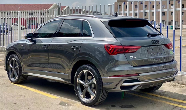 连降6万！体验奥迪Q3，豪华感明显，内饰翻毛皮，2.0T动力强吗？