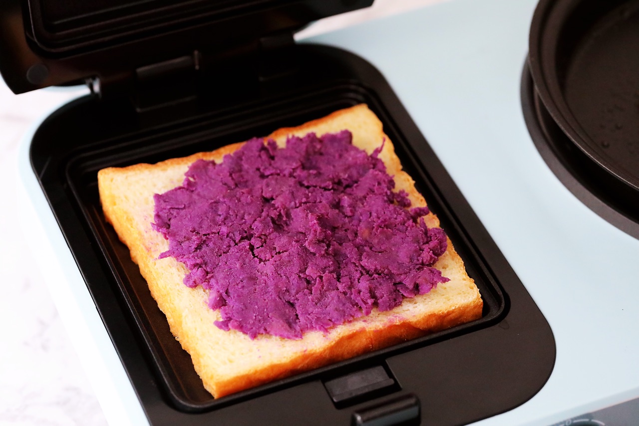 早餐不糊弄，紫薯鸡蛋三明治，营养丰富味道赞