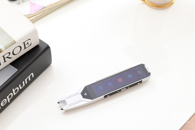 真· AI魔法！一笔搞定听说读写背译查解，堪称小初高双语学习神器