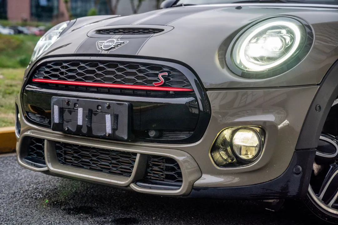 梦想十年，最终选了又小又暴躁的它——二手MINI COOPER S赛车手