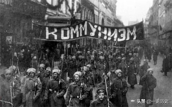 俄国十月革命发生在11月，为何不叫十一月革命，而叫十月革命