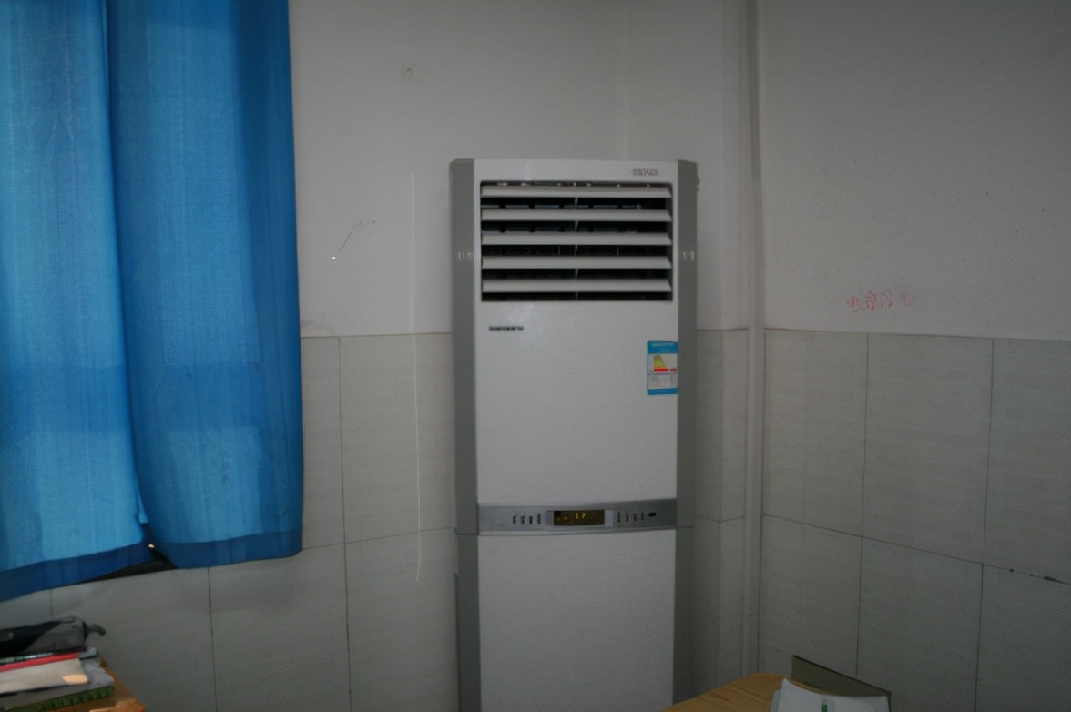 高三教室开空调，学生每天需要上交3元费用，家长：这收费合理吗