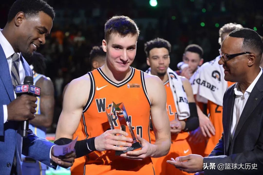 nba为什么上篮不扣篮(上篮得分不算分？全队最高分拿不了MVP，这次真的不冤)