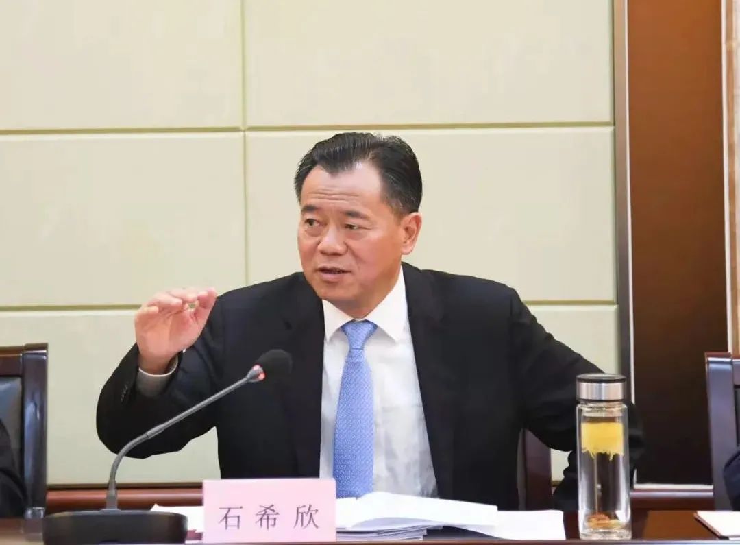 ​市五届人大常委会第四十八次会议举行第一次全体会议