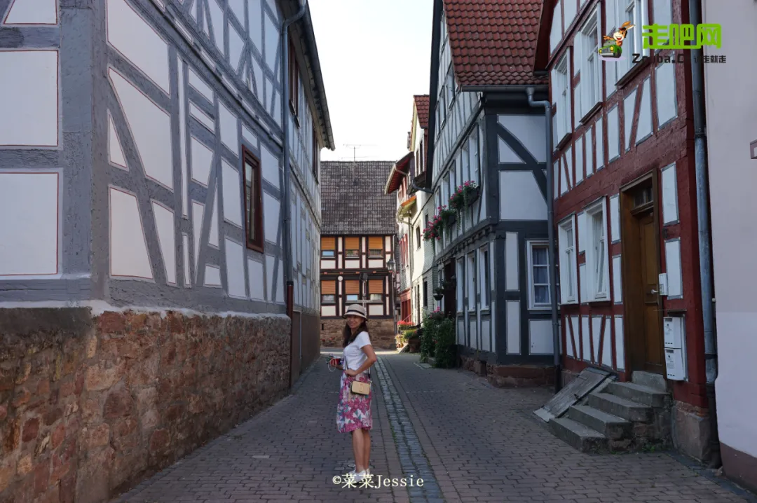 从顶级会计事务所到个人工作室，她把平凡的生活过成诗