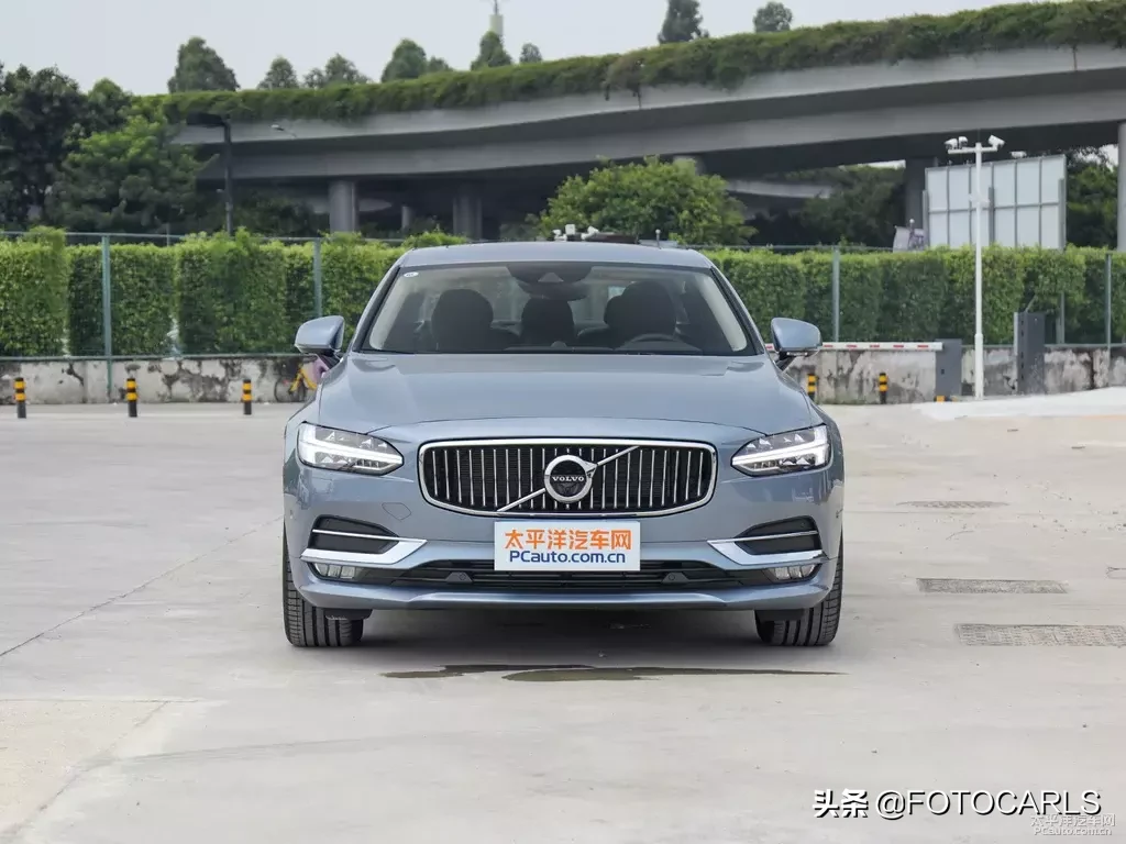 下面10位中型豪华轿车,你会怎么选?