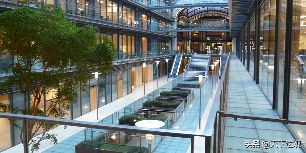 巴黎高等商学院｜欧洲最著名的商学院之一，是世界商业领袖的摇篮