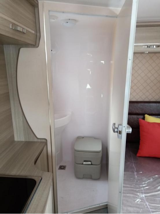 小身材大容量 祥菱C型改装房车11.98万元起售