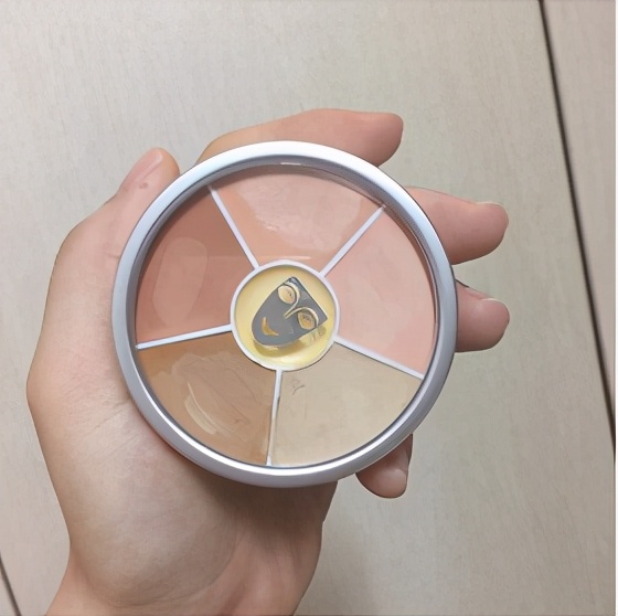 黑眼圈，痘印，红血丝？还在为这些问题发愁？遮瑕大法了解一下