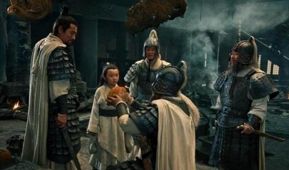 一代名將孫堅，如何于亂世揚名，征戰沙場威名遠揚