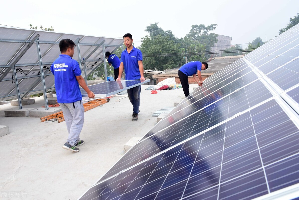 屋頂光伏發電真的賺錢嗎?大叔實測利潤300%