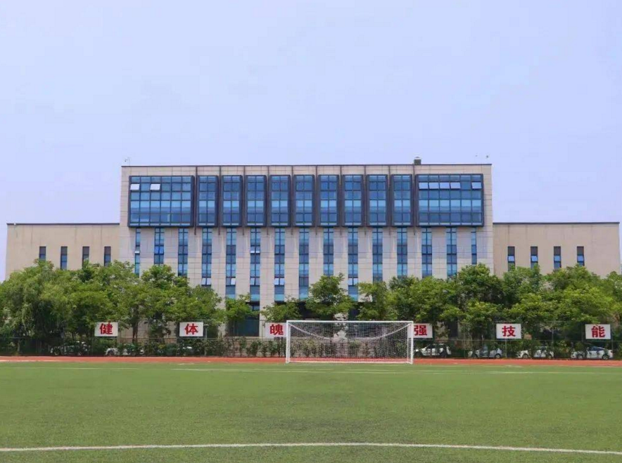 江苏“低调”的二本大学，就业率高达86.59%，毕业就有望成公务员