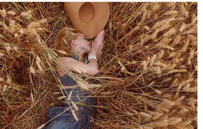 故事丨被包养毁掉的女大学生