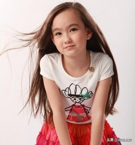 名字叫香奈儿，9岁出道，11岁演女一号，今17岁长得像28岁