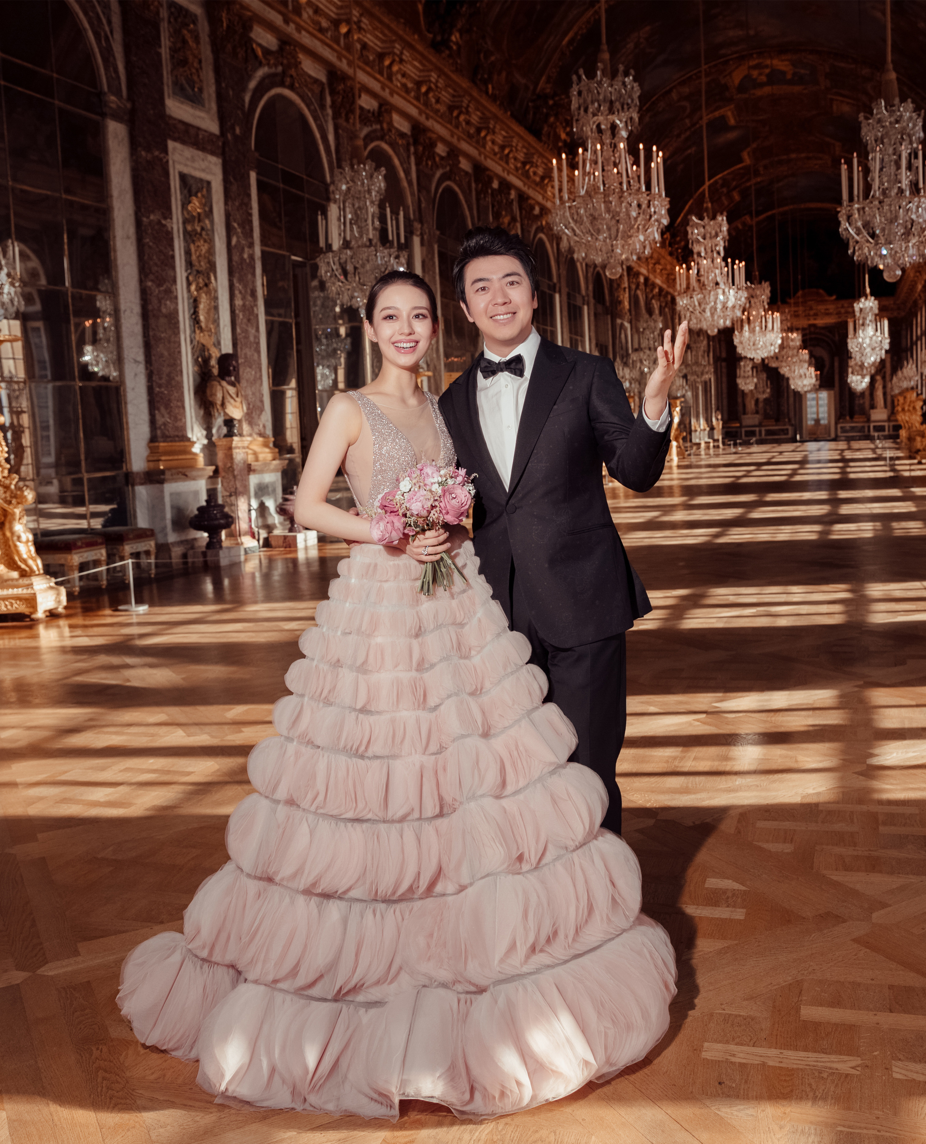 被刘亦菲倒追,与巩新亮相恋4年,郎朗为何转身娶了小12岁的吉娜