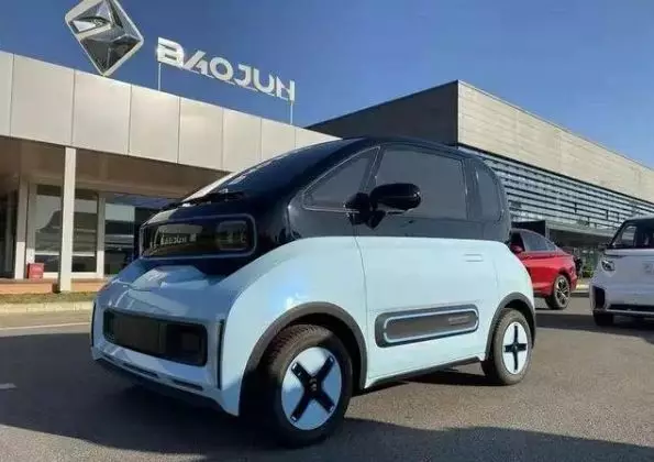 专注三代纯电微车，浅谈宝骏E300的改变与坚持