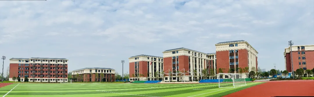 成都特级校长掌舵，华新七中更名为“博雅明德高中”，9月开校