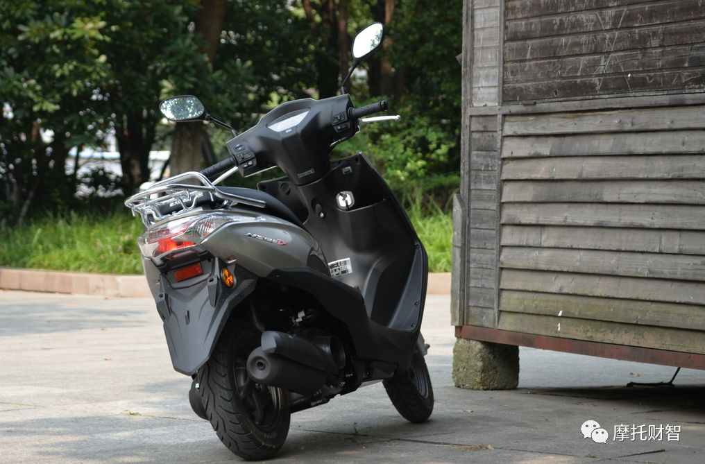 6998元，新大洲本田通勤实用的NS125D，城市代步利器