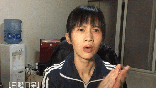 凭自己努力走红的8位女网红，一个比一个拼，有人因一条裙子爆火