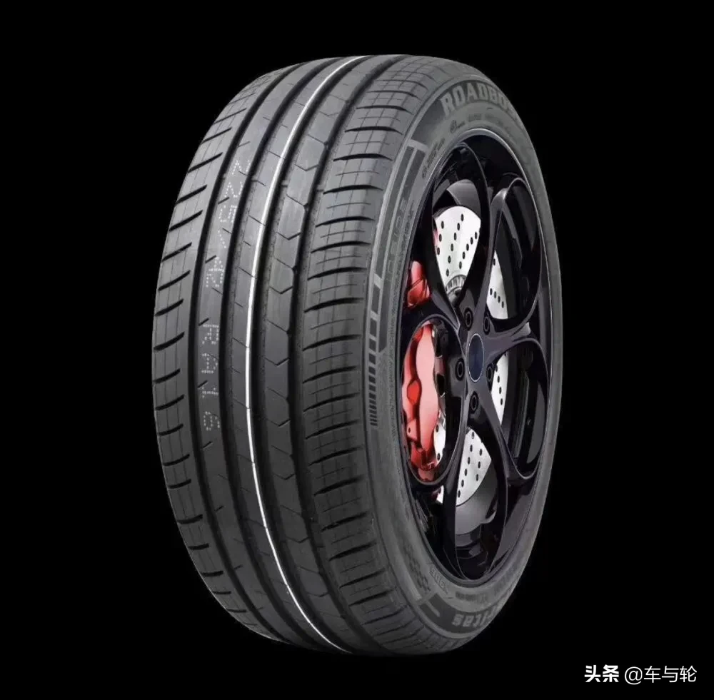 华盛高性能新品轮胎亮相广饶直播间