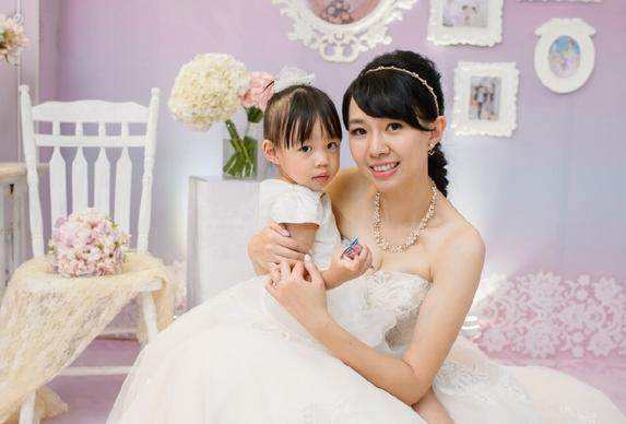 可怜的卓依婷:比肩邓丽君却莫名被去世,高调复出还无辜成冒牌货