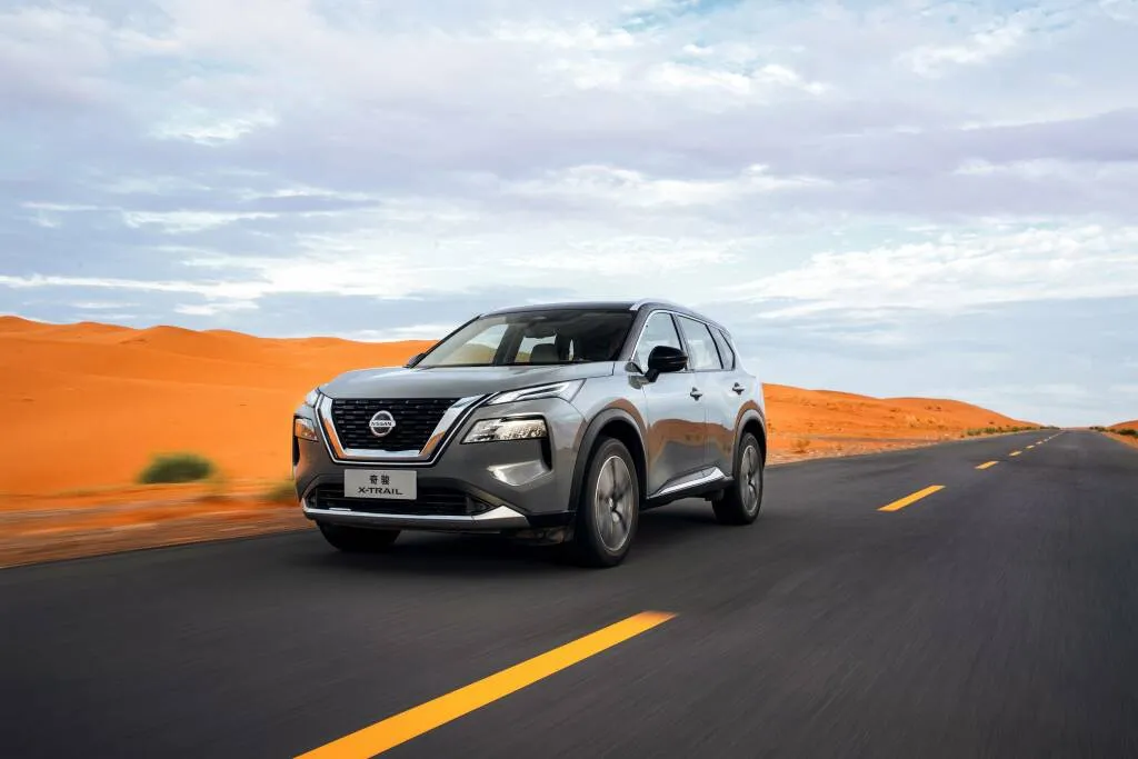 两款轴距超2.7米的紧凑型SUV,现代途胜L和日产奇骏怎么选?