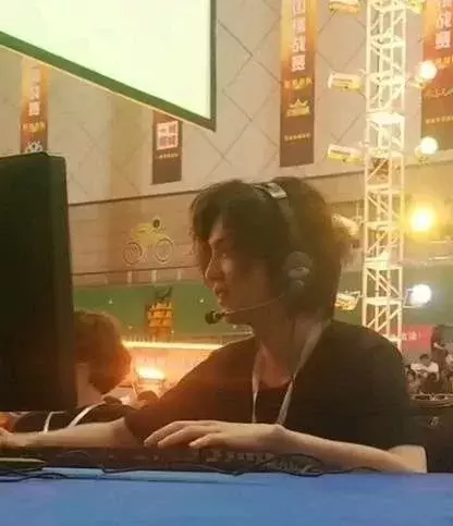 TF被黑?鹿晗状态太差?捆绑cp假戏真做?原来她是惯三?