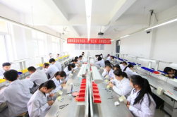 医药类人才的“摇篮”，成都铁路卫生学校的这两个专业有点牛