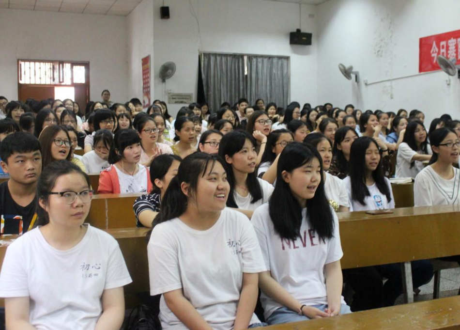 QS世界大学学科排名公布，中国高校表现亮眼，北大学科数量最多