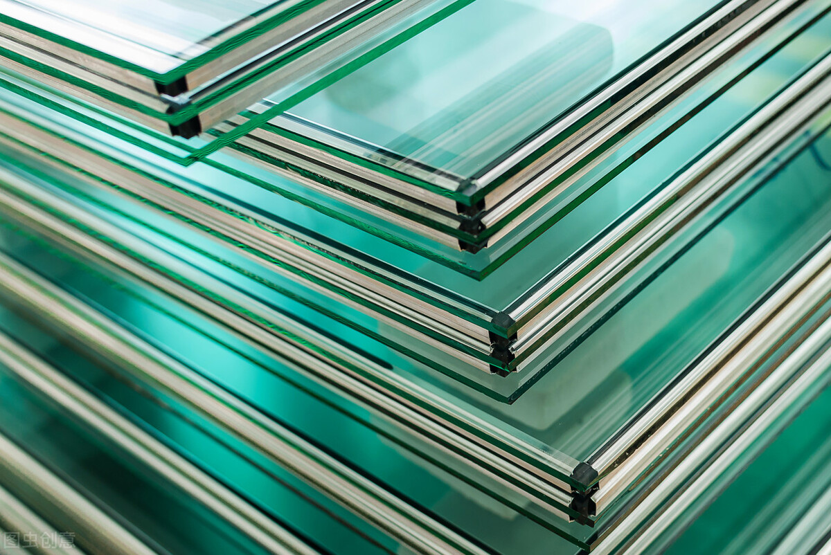 玻璃密度多少每立方米，玻璃重量箱与平方米的换算详解？