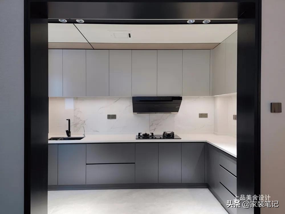 看了长沙夫妻的极简风，才知道什么是“网红”装修，隐形墙很惊艳