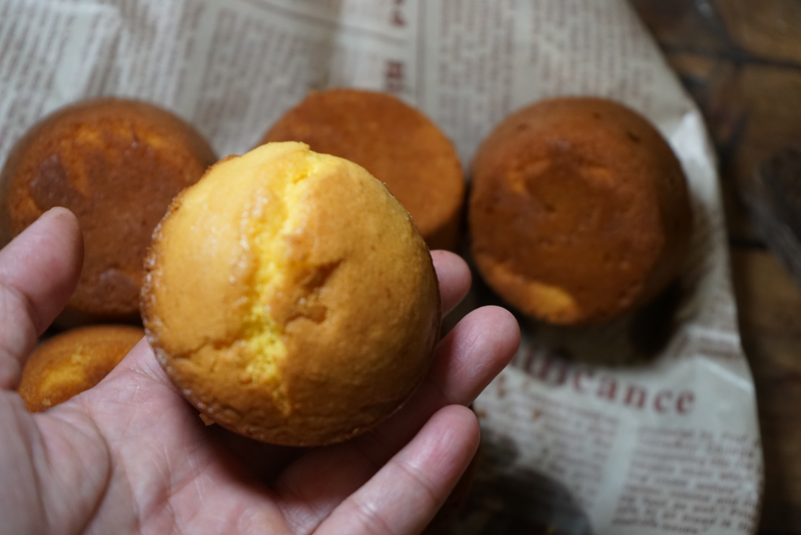 几代人童年记忆，农村土味鸡蛋糕，仅需鸡蛋和面粉，油润绵软香浓