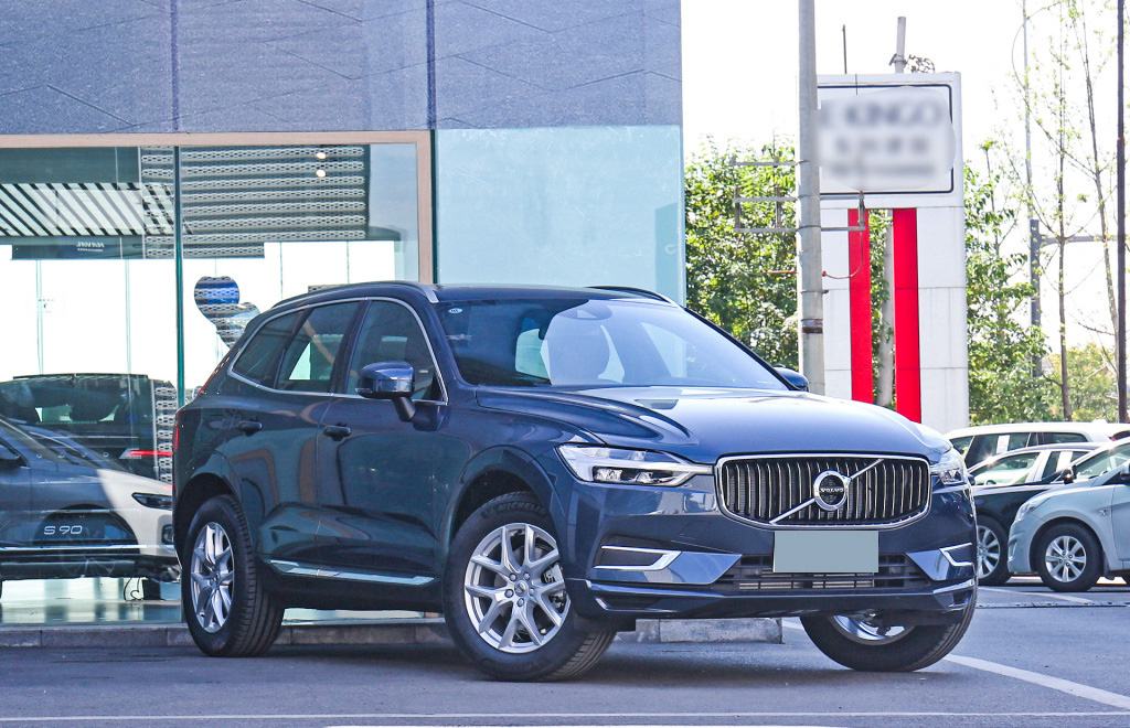 手握30万预算，想买豪华中型SUV，不妨考虑这3款