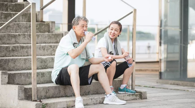 高胆固醇食物排行榜出炉，蛋黄排最后，快来看看你吃对了吗？
