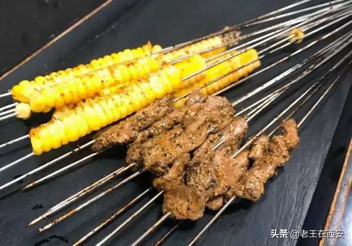 电子四路附近烤肉看世界杯(西安最好吃的烤肉，不一定都在回民街)