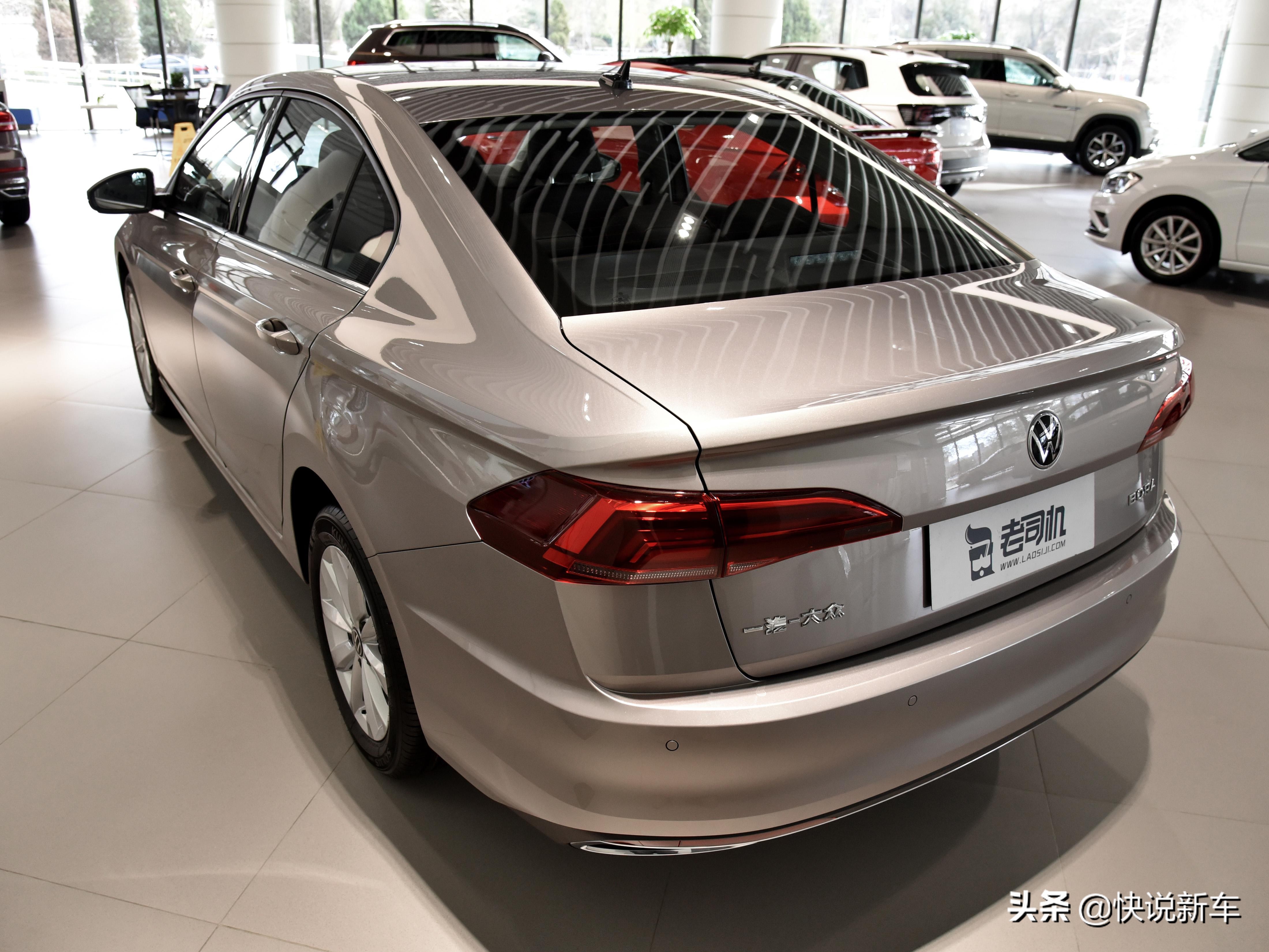 手动自动都有，合资品质不低，大空间三厢，实拍宝来