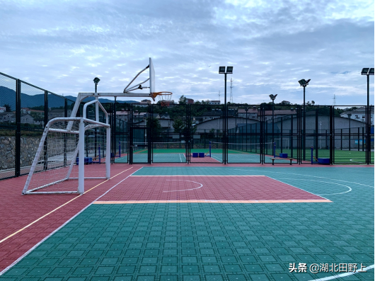 田野上團(tuán)隊(duì)下鄉(xiāng)小記丨走進(jìn)分鄉(xiāng)鎮(zhèn)“窗口”——分鄉(xiāng)場社區(qū)